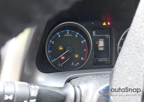 2018 Toyota Rav4 Xle z USA, uszkodzony, nr VIN JTMRFREV0JJ237923